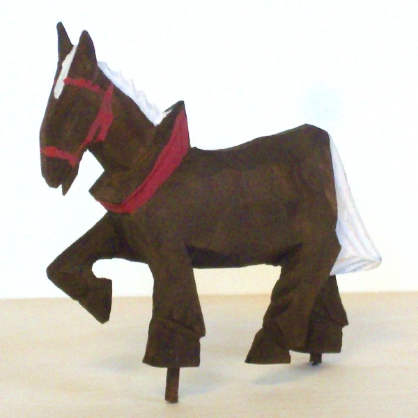 Pferd 7.5cm, geschnitzt, bemalt