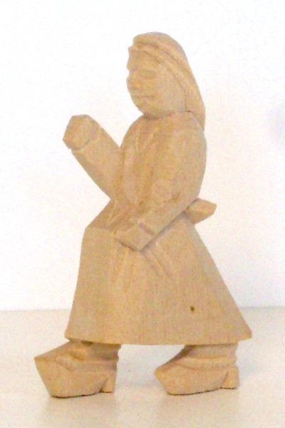Kutscherfrau 8.5cm, geschnitzt, natur